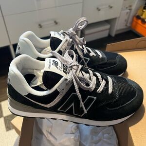 New Balance 574 Black Size 7